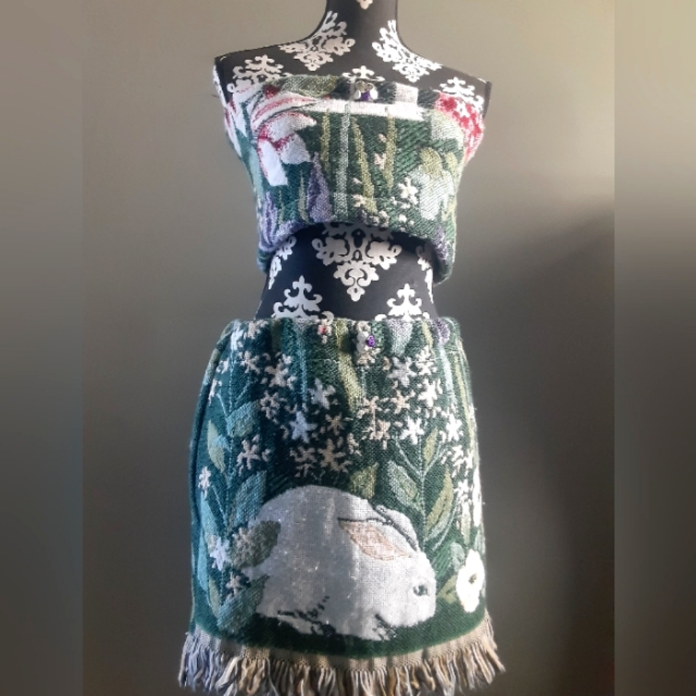 Matching TAPESTRY skirt set